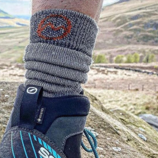 moggans merino hiking socks midweight full cushion sustainable