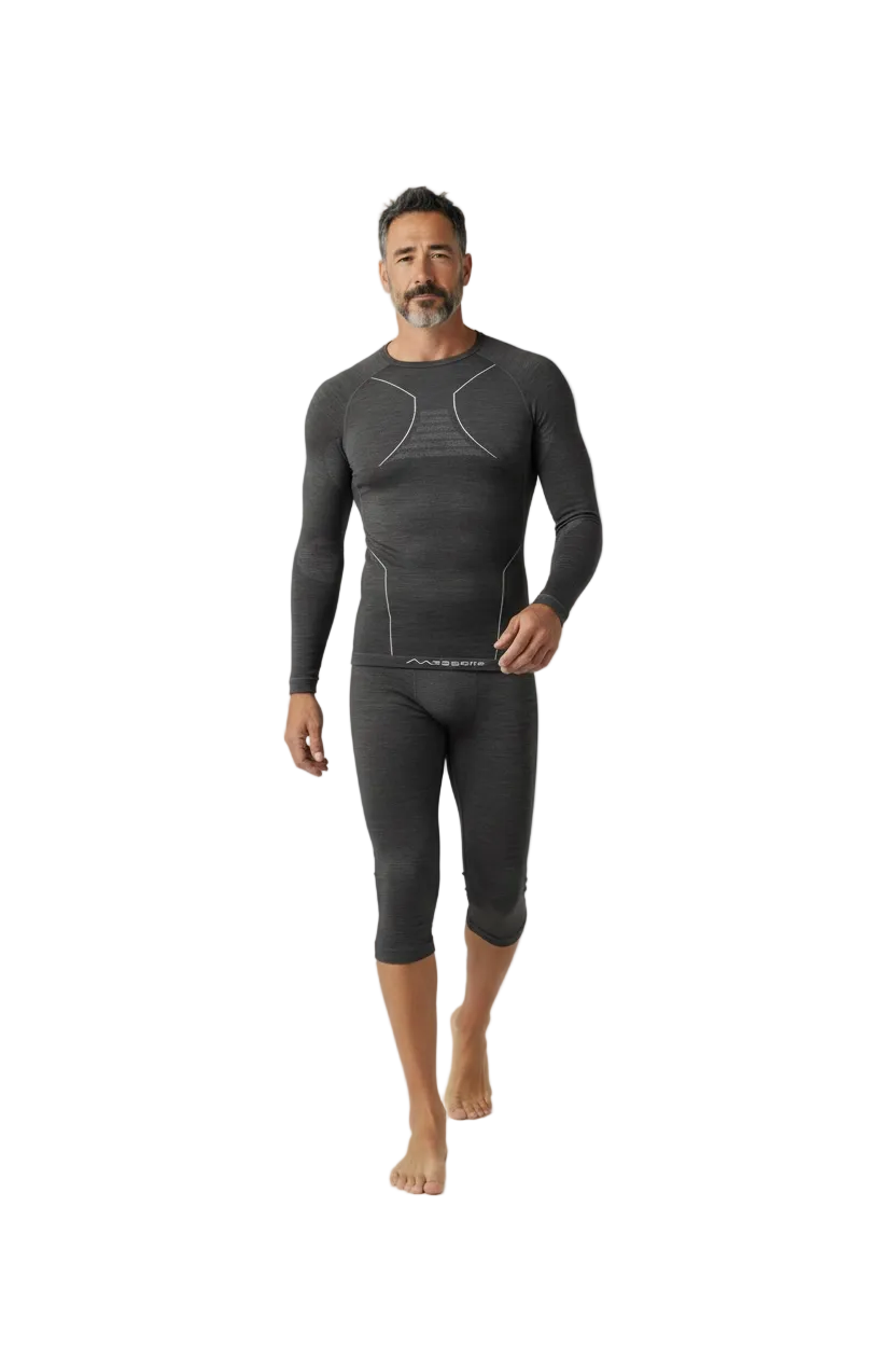 Men's Moggans Schiehallion 3/4 Merino Wool Leggings displayed flat on white background. Premium 56% mulesing-free Merino wool base layer designed in Scotland.
